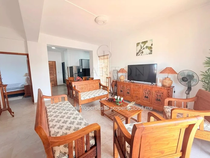 Elegant 3-bedroom apartment just a stone's throw from the lagoon