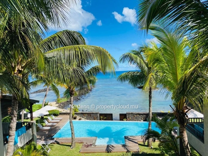 Penthouse Pied dans l'Eau à Louer – Pointe aux Biches