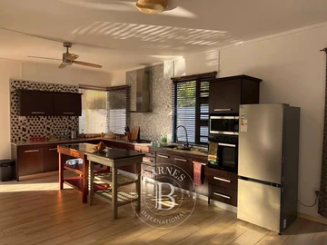 4 Bedroom Villa