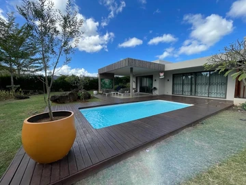 4 Bedroom Villa