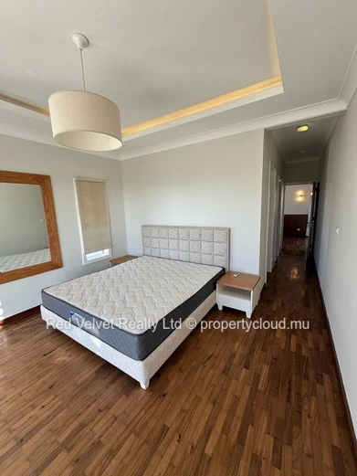 Penthouse de luxe en duplex à vendre à Sodnac, Quatre Bornes