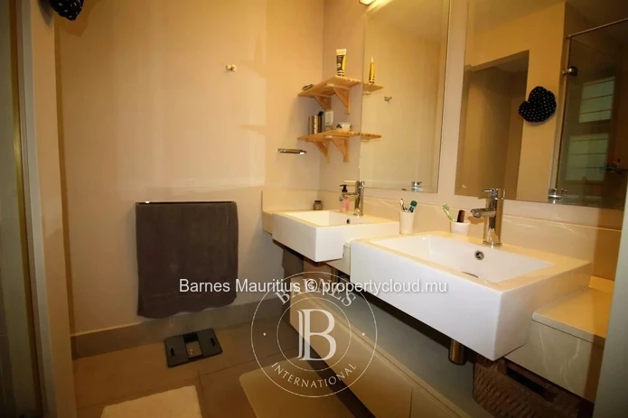 POINTE D'ESNY - Contemporary Apartment - 3 Bedrooms