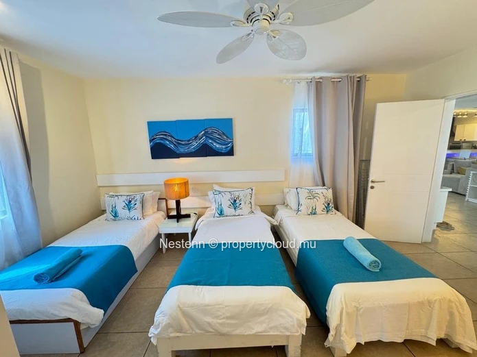 Penthouse Pied dans l'Eau à Louer – Pointe aux Biches