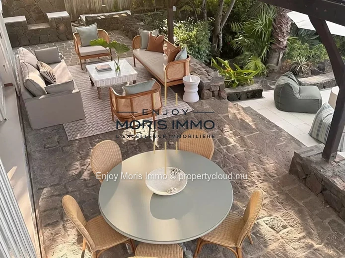 Modern Villa with Swimming Pool – For rent in Calodyne