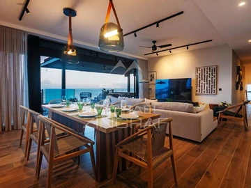 5 Bedroom Townhouse, Duplex