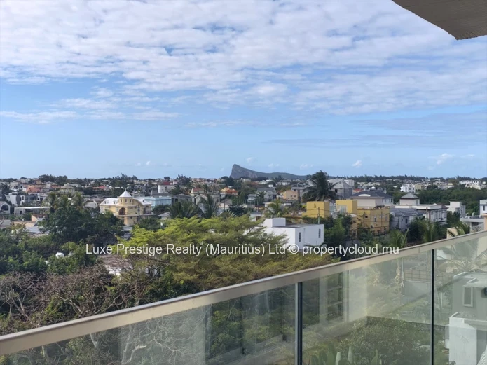 Penthouse de Luxe de 2 Chambres à Vendre à Pereybère, Île Maurice | Terrasse Rooftop Privative de 55 m² | Propriété P...