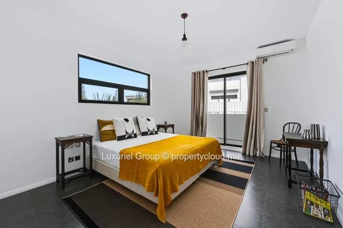 Péreybère – Penthouse D'exception Pieds Dans L'eau