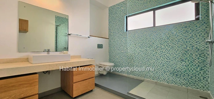 Superb duplex of 177 m², furnished and equipped, in Grand Baie