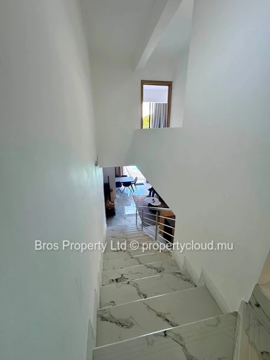 Rs 80,000/Month | Brand New 4 - Bedroom Villa for Rent in Quatre Bornes