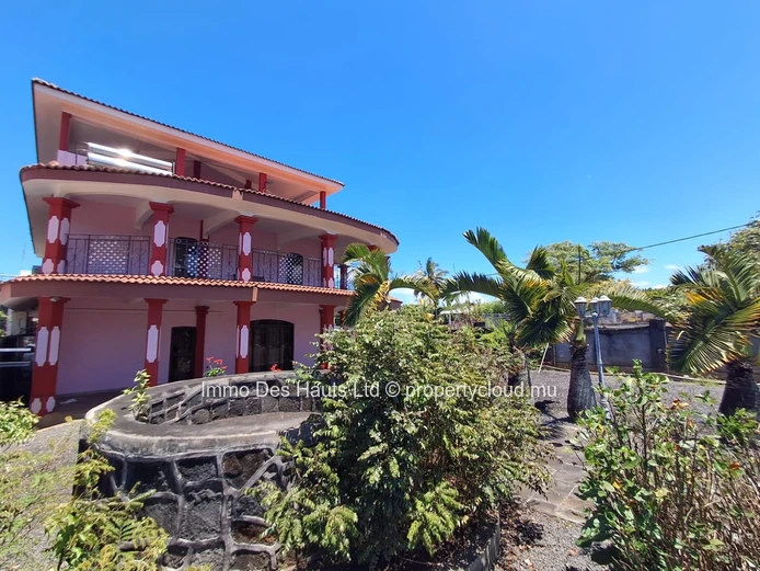 For Sale | Three-Level House In Mon Piton, Rivière Du Rempart