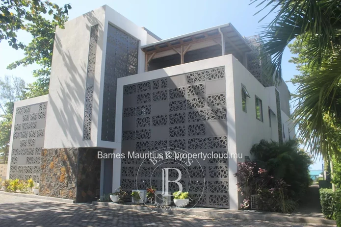 POINTE D'ESNY - Contemporary Apartment - 3 Bedrooms