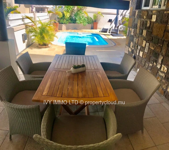 Beachfront House For Rent – Baie Du Tombeau