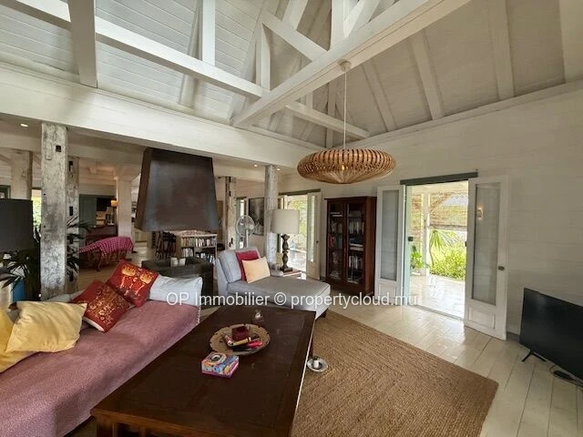 Spacious 3-Bedroom House for Sale in Mont Piton with Private Pool on 1,560m² Land