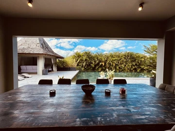 8 Bedroom Villa
