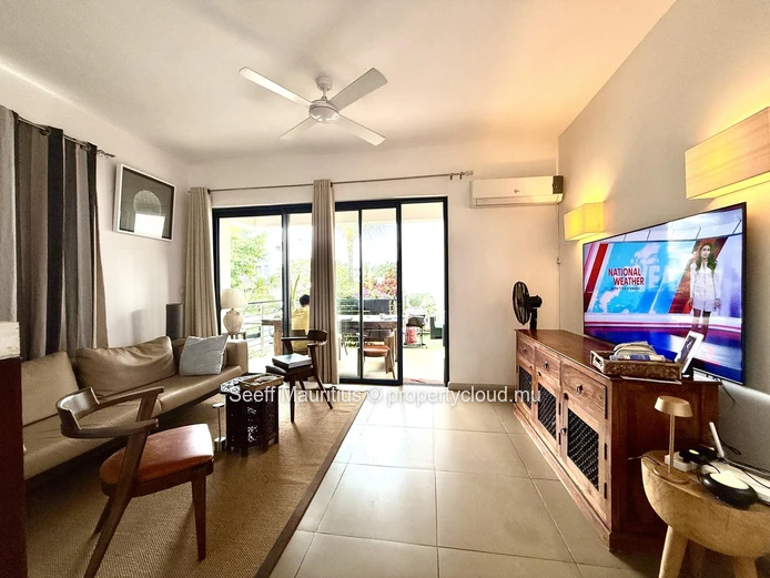 Élégant Appartement Rez-de-Jardin 2,5 Chambres avec Jardin Privatif – Azuri 