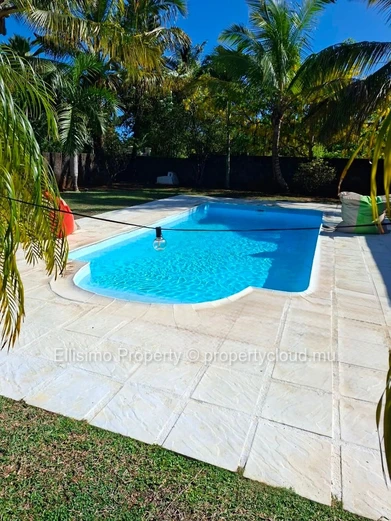 Villa for Rent – Roches Noires | Secure Estate