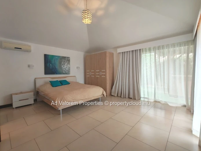 Magnifique villa 4 chambres avec piscine, jacuzzi et prestations haut de gamme – Cascavelle
