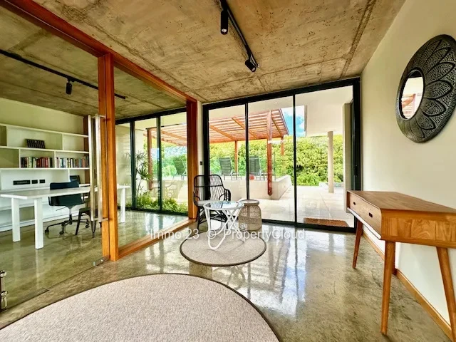 Maison / Villa - 6 chambres - Moka - Ref. MA89521LO