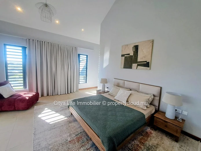 Luxury 3-Bedroom Villa with Private Pool in Mont Choisy