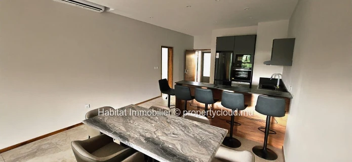 Brand-New Apartment in Flic-en-Flac