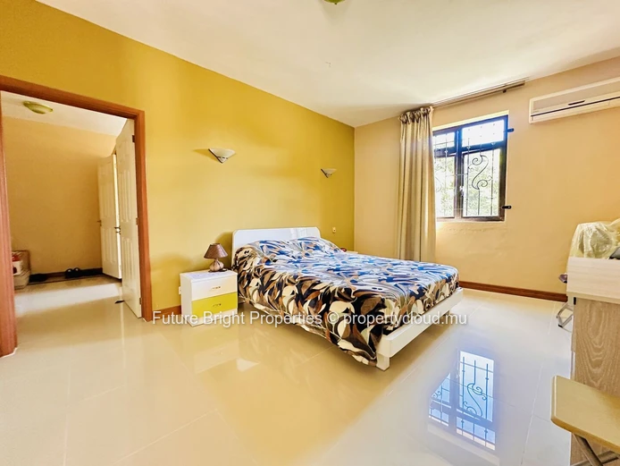 Beautifully Maintained Apartment Near Metro & Market – Rose Hill