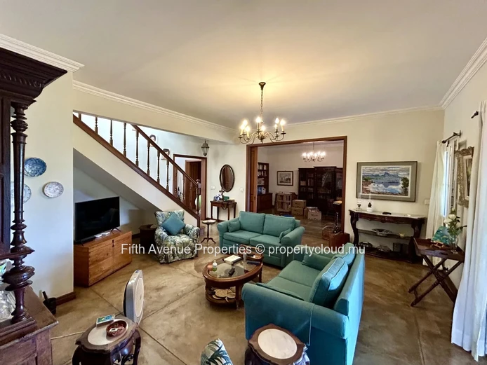 BLACK RIVER - 3 Bedrooms villa with seaview