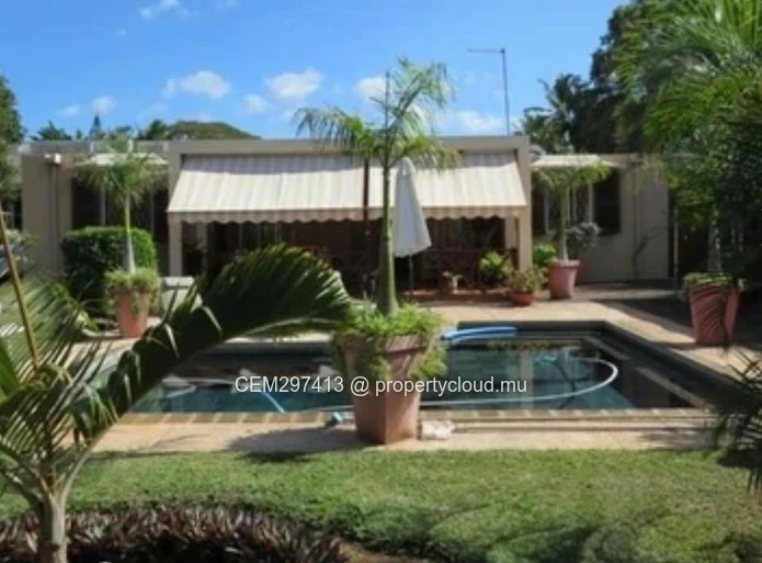 Maison de plain-pied à vendre à Baie du Tombeau