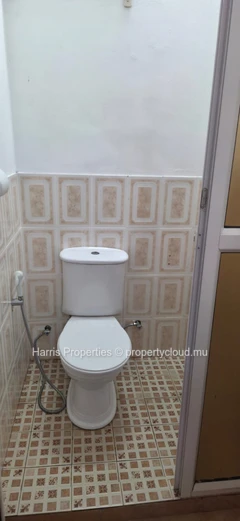 Magnifique appartement meublé au 1er étage à louer à Pereybere