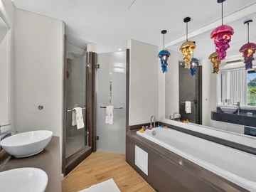 4 Bedroom Apartment