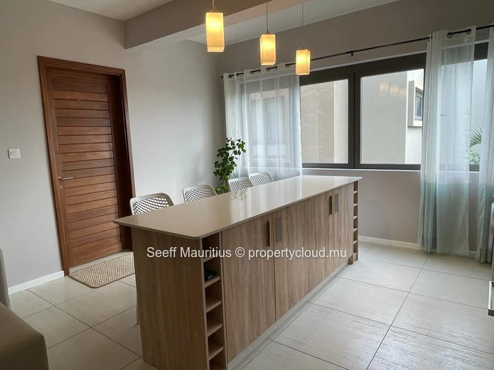 Superb Apartment with Sea Views 