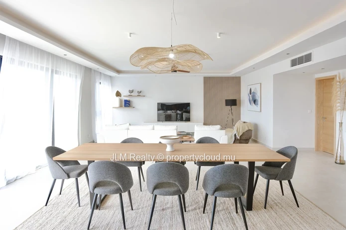 Penthouse de luxe avec vue mer à vendre à Grand Gaube, Île Maurice