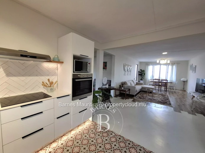 FLORÉAL – Bright and Cozy 2-Bedroom Apartment - 2 bedrooms
