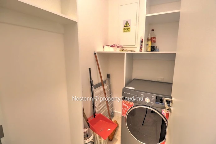 Modern 3-bedroom apartment in Beau Plan, Smart City.