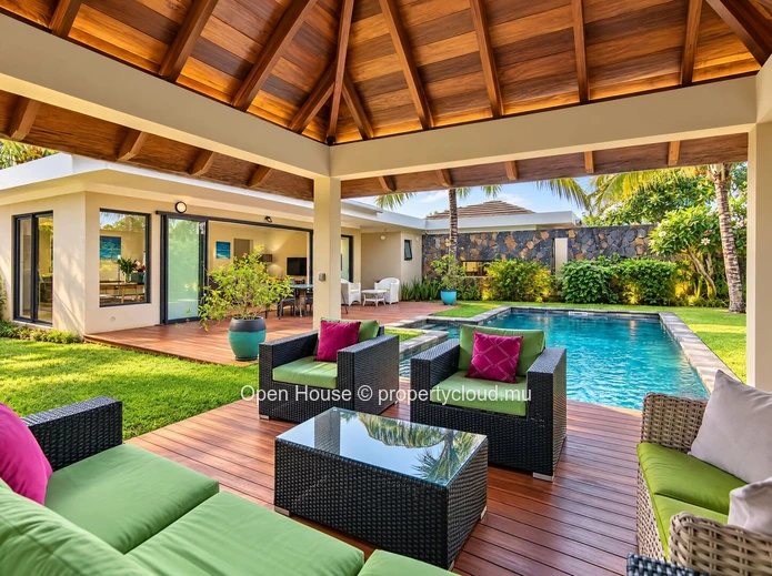 À vendre à Péreybère très belle villa de 3 chambres, 1 bureau, jardin avec gazebo et piscine privée. Accessible à tous.