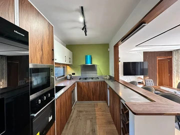 4 Bedroom Villa