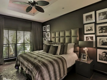 5 Bedroom Villa