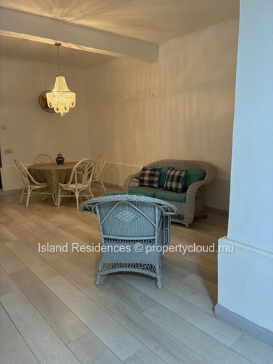 2 BR ground floor apartment with a private courtyard and parking space