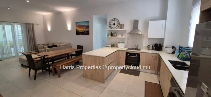 Beachfront 3-Bedroom Apartment For Short-Term Rental – Grand Gaube