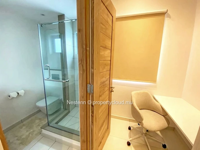 Appartement neuf et moderne de 3 chambres en résidence sécurisée.