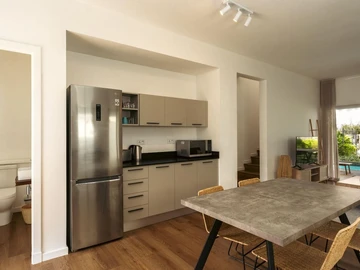 3 Bedroom Townhouse, Duplex