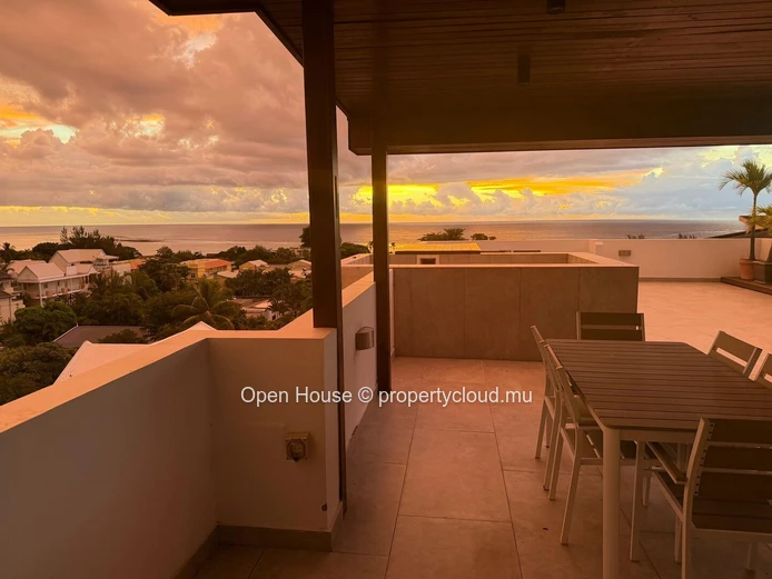 Luxury 3-Bedroom Penthouse with Private Pool in Tamarin (Sole Mandate)