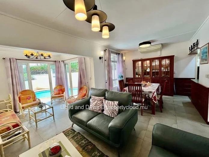 Duplex House with Private Pool in a Secure Residence