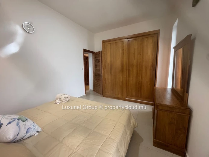 Villa contemporaine avec jacuzzi à Trou aux Biches