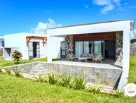 Exclusivitée-Belle Villa à Louer à Grand Baie et Complexe Résidentiel