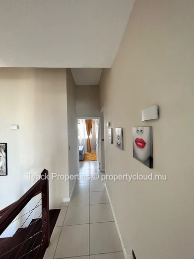 Elegant Penthouse with Ocean Views and Private Pool in Bain Boeuf