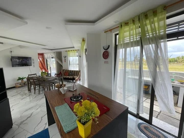 Stunning Coastal Oasis 