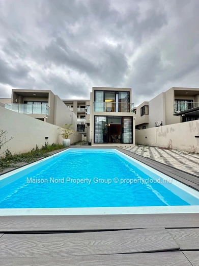 Furnished House with Pool in the Center of Quatre-Bornes