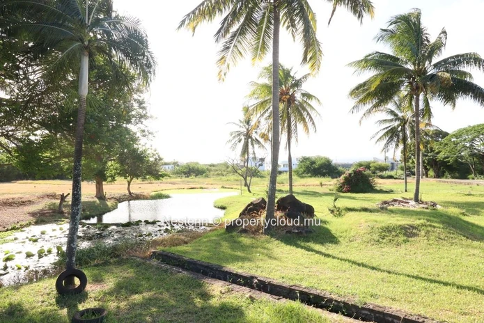 Magnifique terrain sur une propriété privée