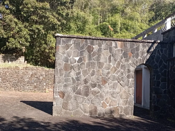 Land At Floreal