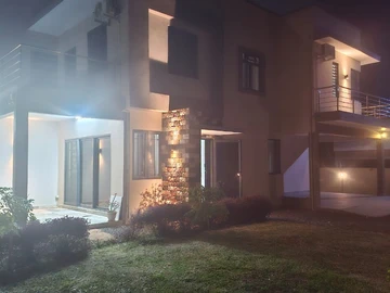 4 Bedroom Villa